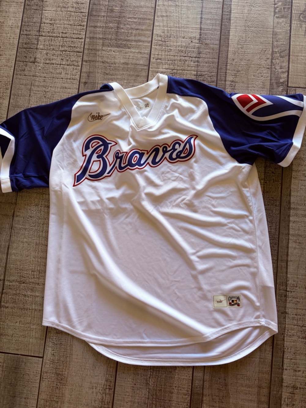 Nike White & Navy Atlanta Braves Baseball Jersey XL